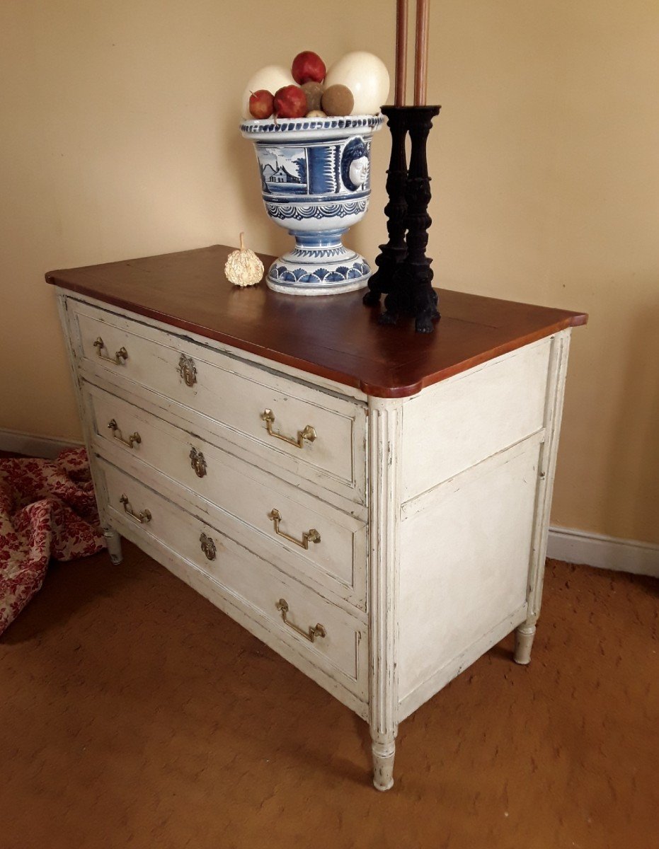 Commode En Bois Laqué d'époque Louis XVI. -photo-1