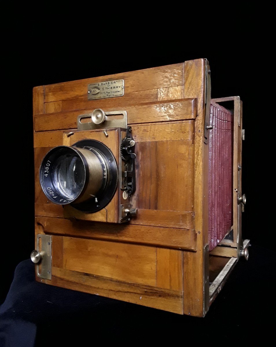 Chambre Photographique De Voyage. Paris Vers 1890.