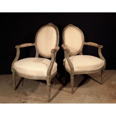 Paire De Fauteuils Laqué d'époque Louis XVI. 