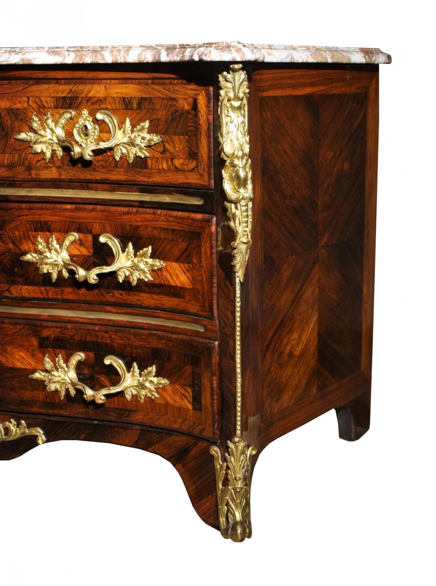 A Louis XV 18th C. Guilt-bronze Mounted Rosewood Commode -photo-6