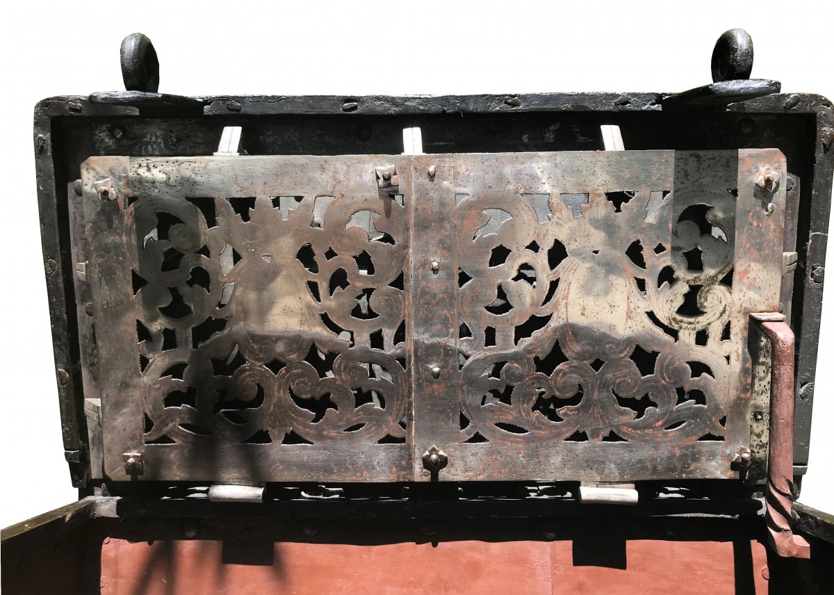 A 17th C. Nuremberg Polychrome Iron Chest-photo-4