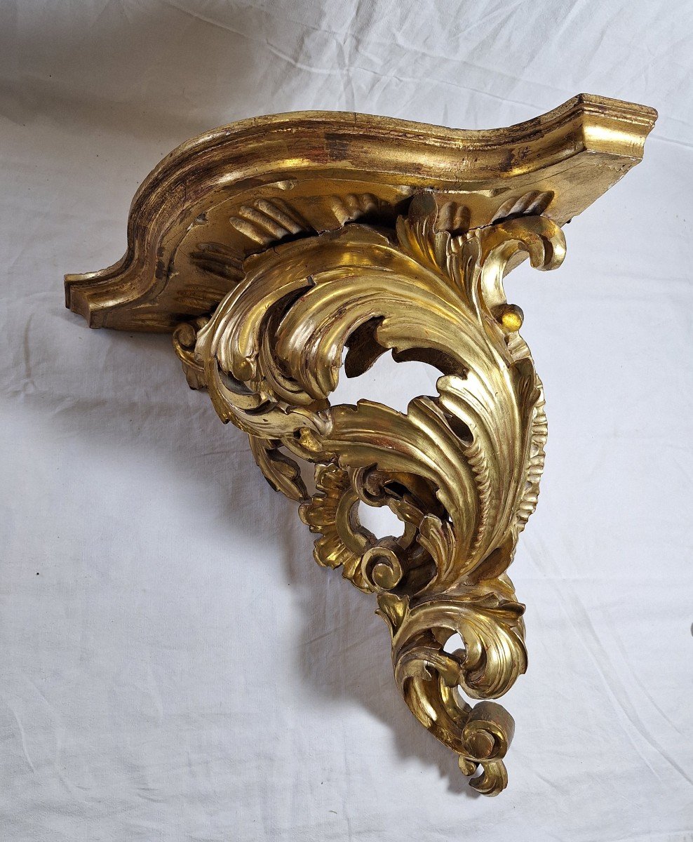 Small Wall Console, Corner, In Carved And Gilded Wood -photo-1