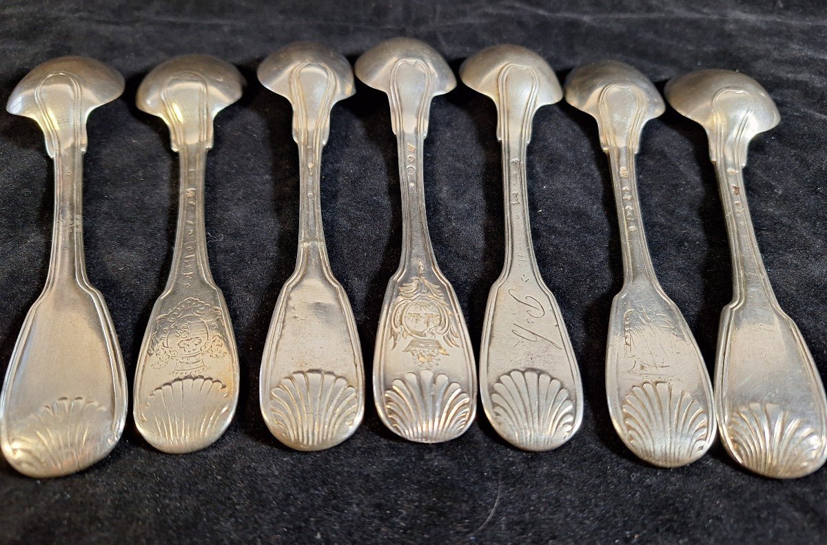  Set Of 7 Sterling Silver Spoons, Shell Model, 18th Century 