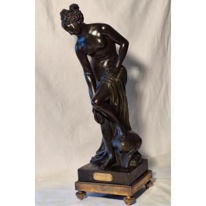 Christophe Gabriel Allegrain( d'après)  1710/1795  "Vénus au bain "sculpture en bronze  19ème 