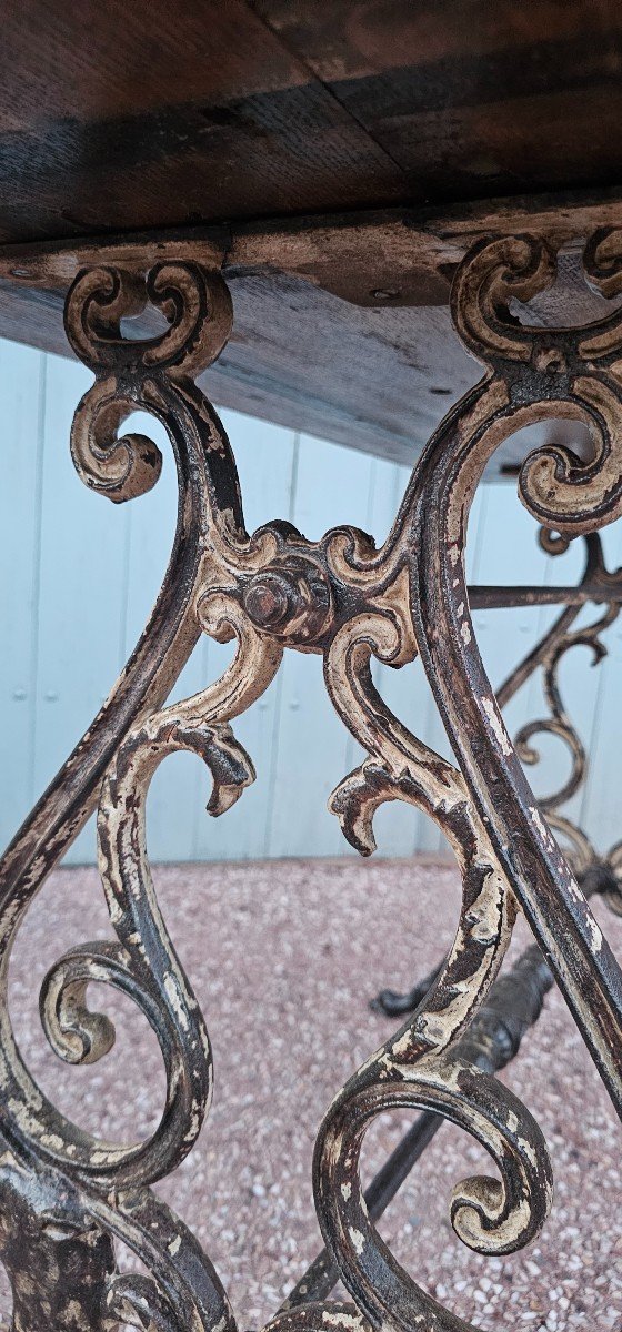 Very Beautiful Bistro Table Circa 1900 With Cast Iron Leg Decorated With Lion-photo-2