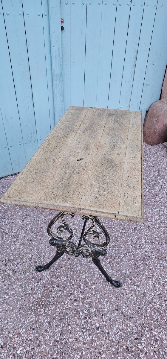 Very Beautiful Bistro Table Circa 1900 With Cast Iron Leg Decorated With Lion-photo-4