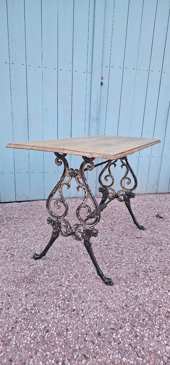 Very Beautiful Bistro Table Circa 1900 With Cast Iron Leg Decorated With Lion-photo-5