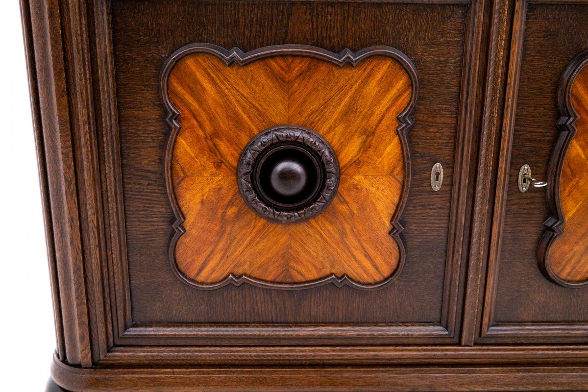 Commode Antique - Buffet Du Tournant Des 19e Et 20e Siècles, Europe Occidentale. Après Rénovati-photo-1