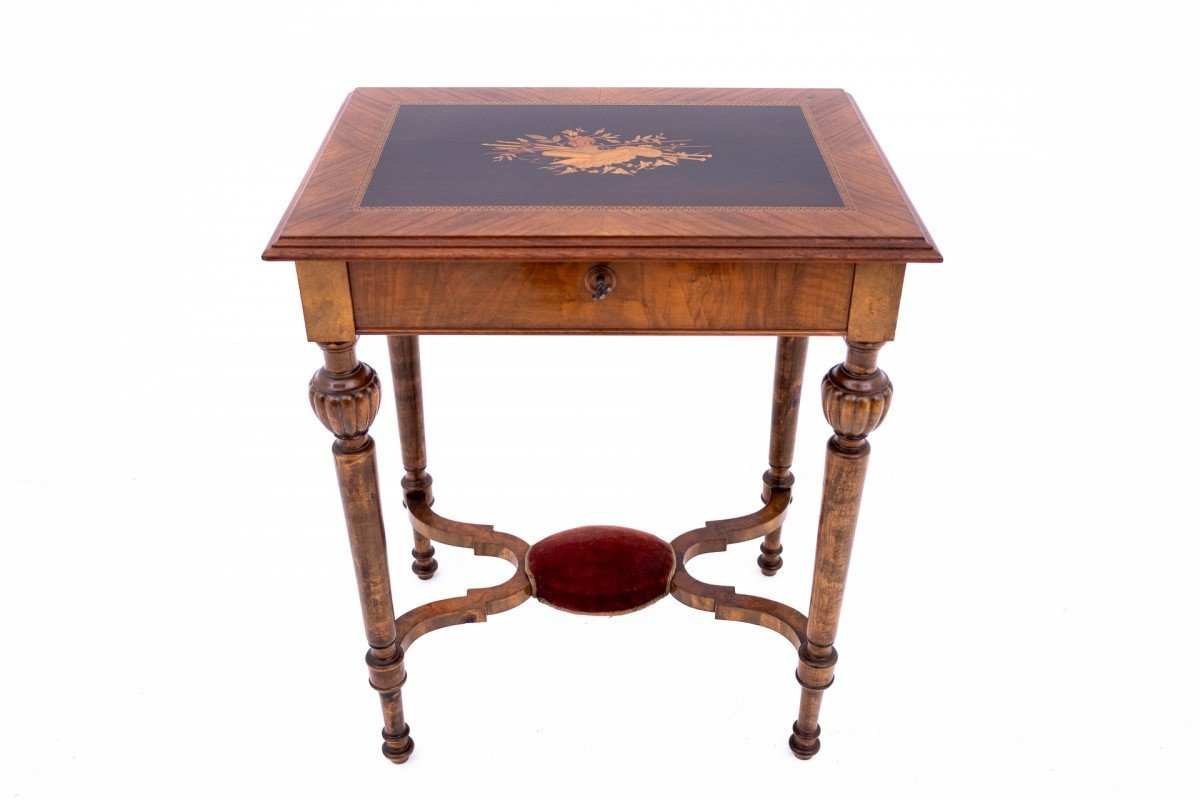 Inlaid Table - Wire, Walnut, Northern Europe, Circa 1880. After Renovation.