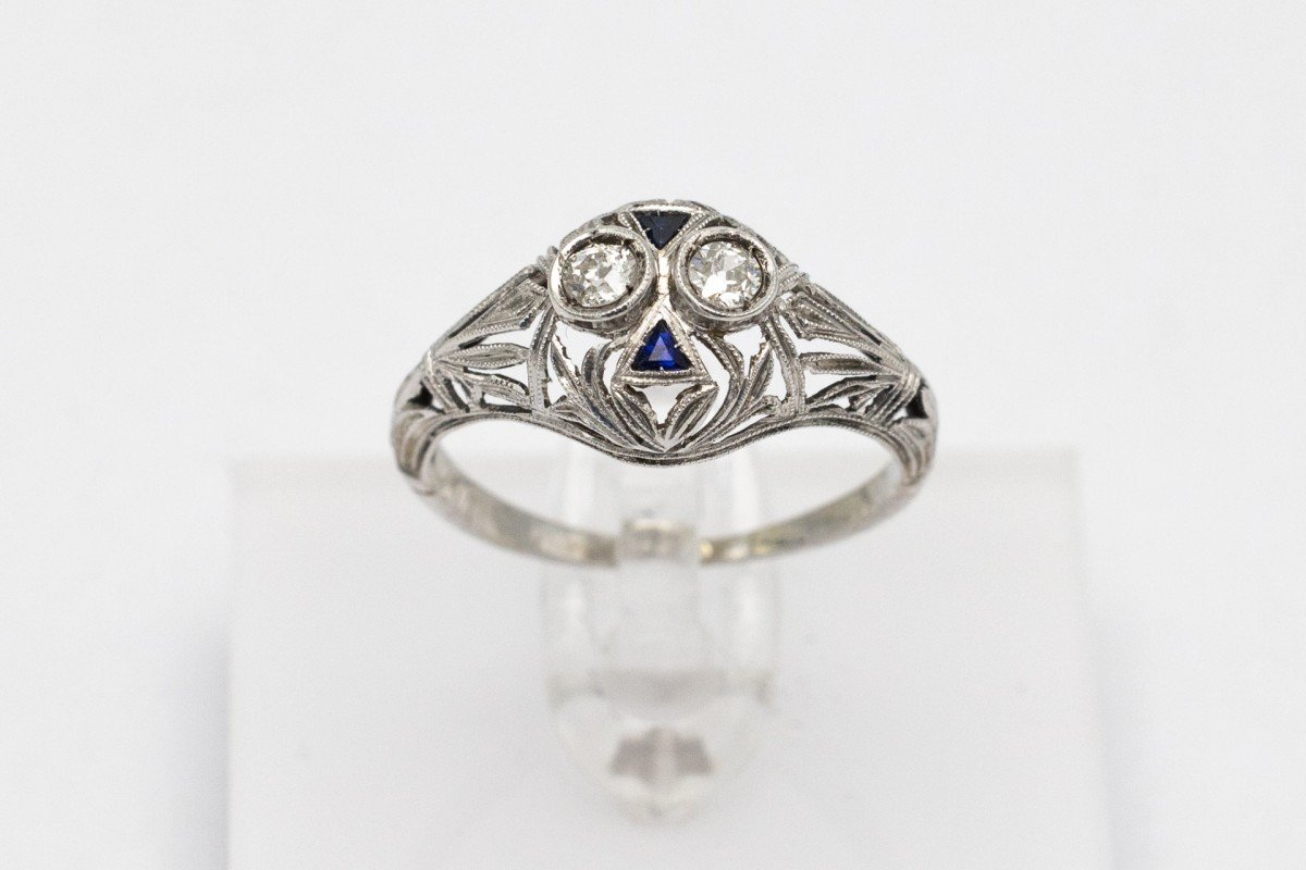 Art Deco Ring With Diamonds And Sapphires.-photo-6