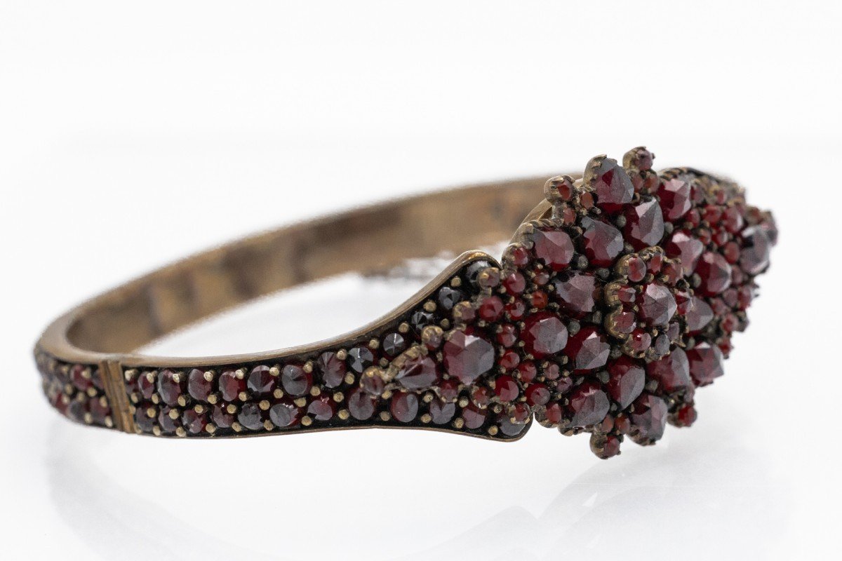 Bohemian Bracelet With Garnets, Late 19th Century.