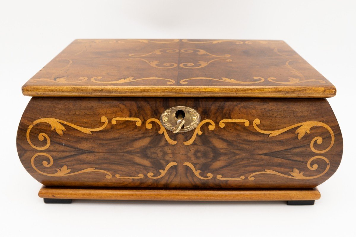 Art Deco Inlaid Wooden Jewelry Box-photo-1