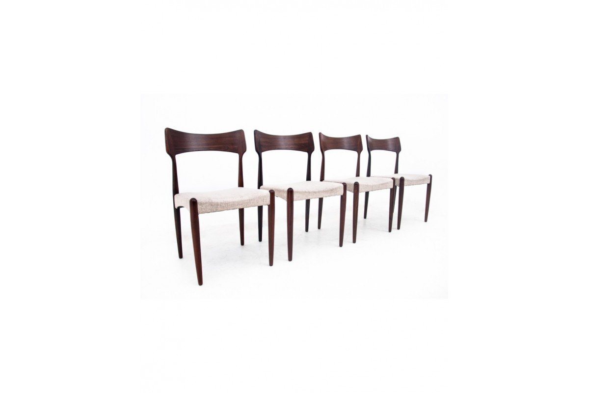 Round Table With Four Chairs From The 1960s, Denmark.-photo-2