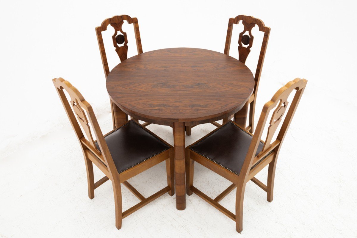 Art Deco Style Round Table With Chairs, Poland, 1940s.