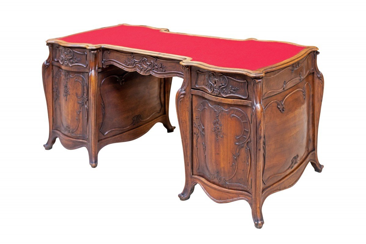 Walnut Desk, France, Ca. 1860.-photo-2