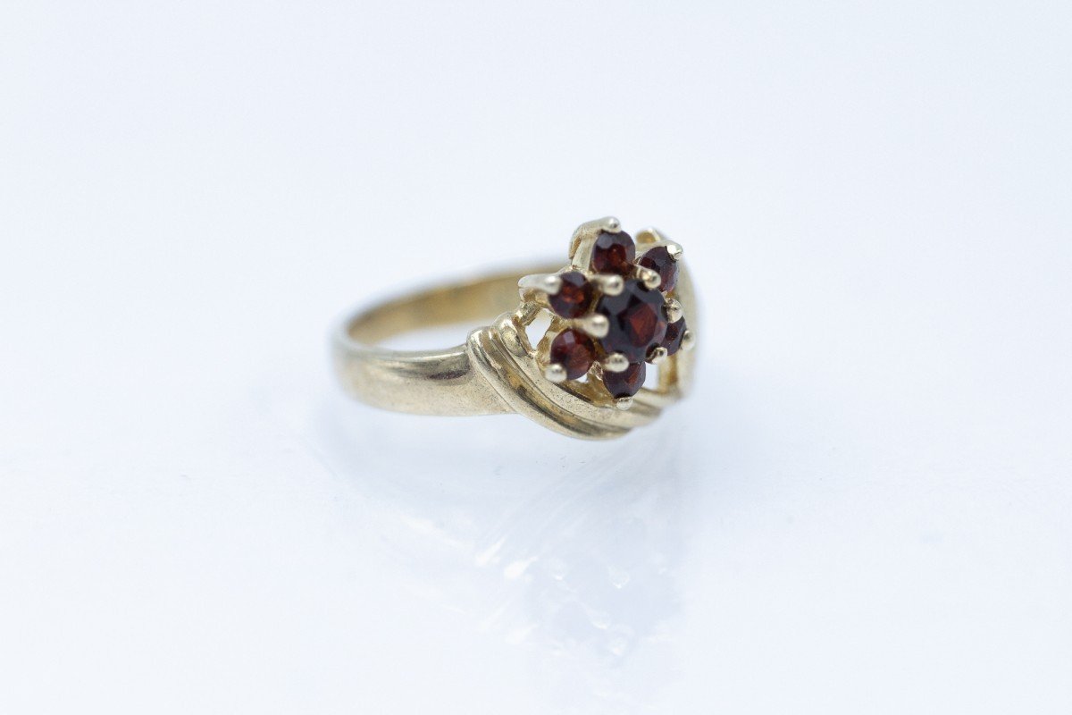 Vintage Gold Plated Ring With Garnets And Floral Pattern-photo-3