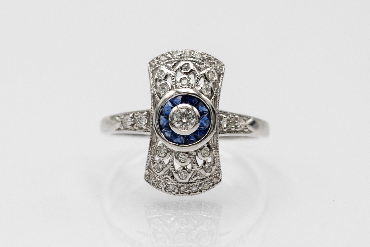 Elegant Art Deco Style Diamond And Sapphire Ring.