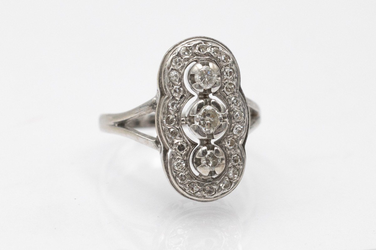 Art Deco Style White Gold Ring With Diamonds.-photo-4