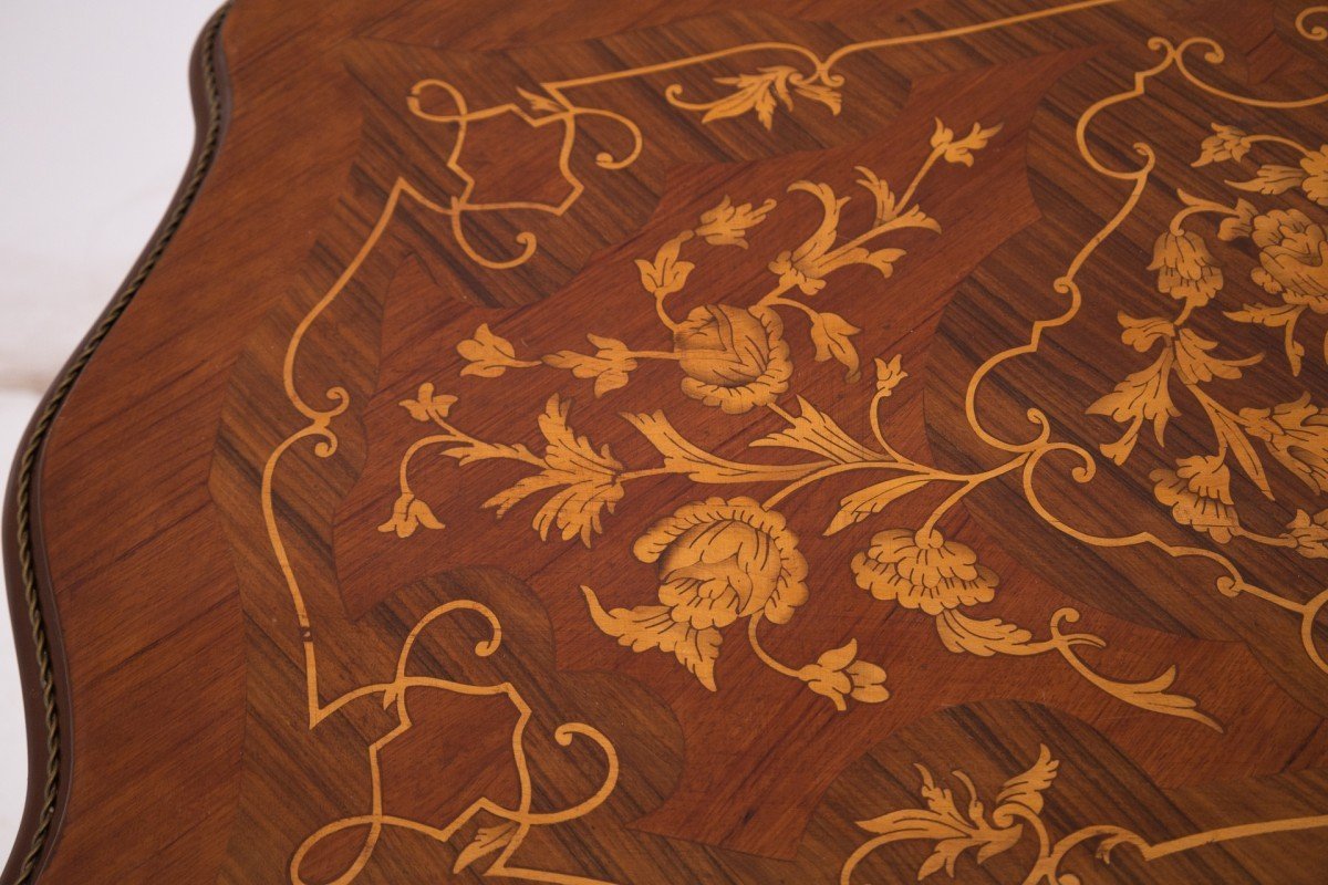 Marquetry Desk, France.-photo-3