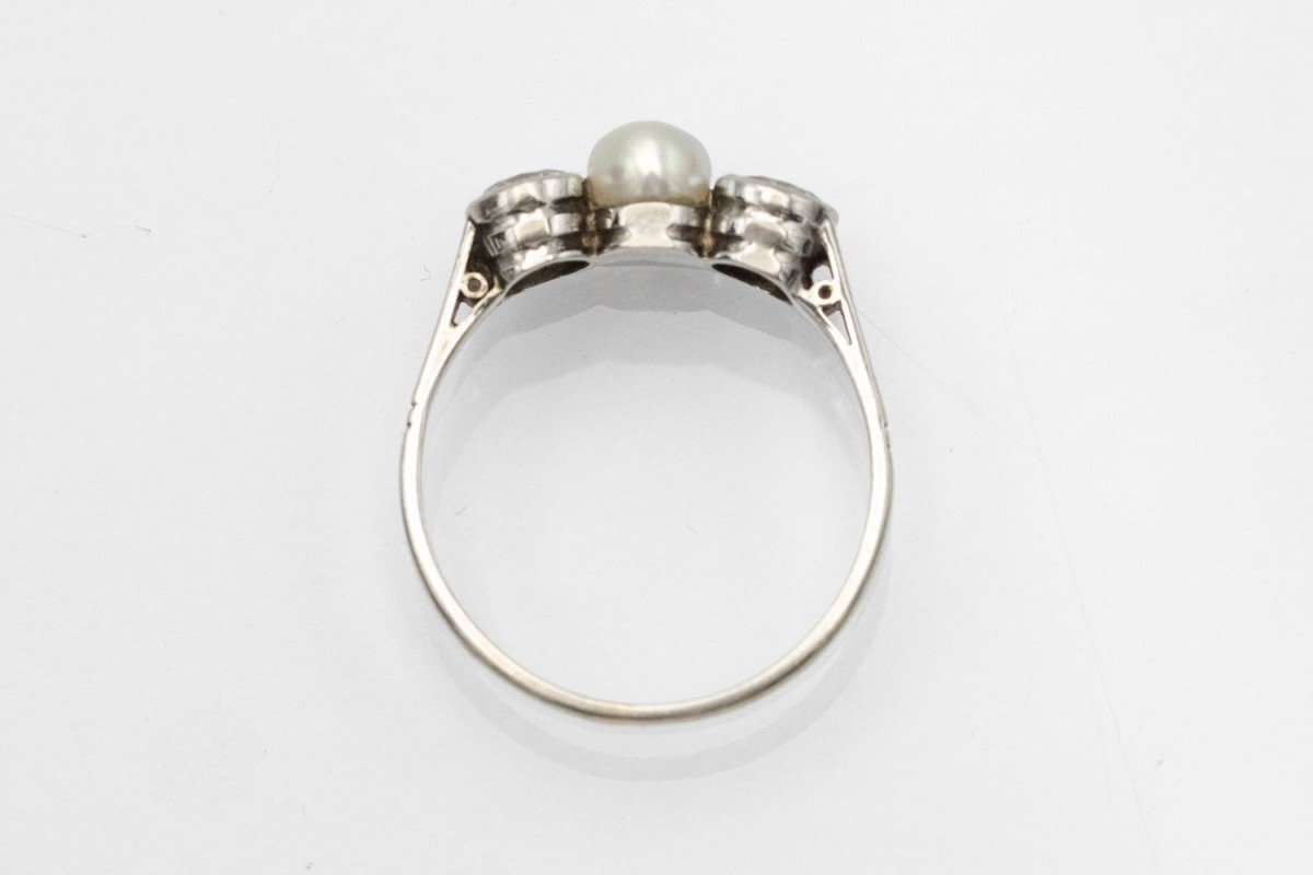 Antique White Gold Ring With Diamonds And Pearl-photo-3