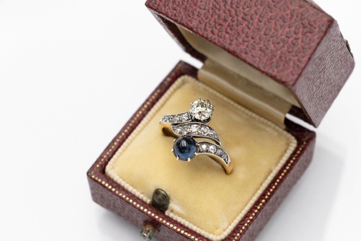 Antique Toi Et Moi Ring With Diamonds And Cabochon Cut Sapphire, Early 20th Century.-photo-2