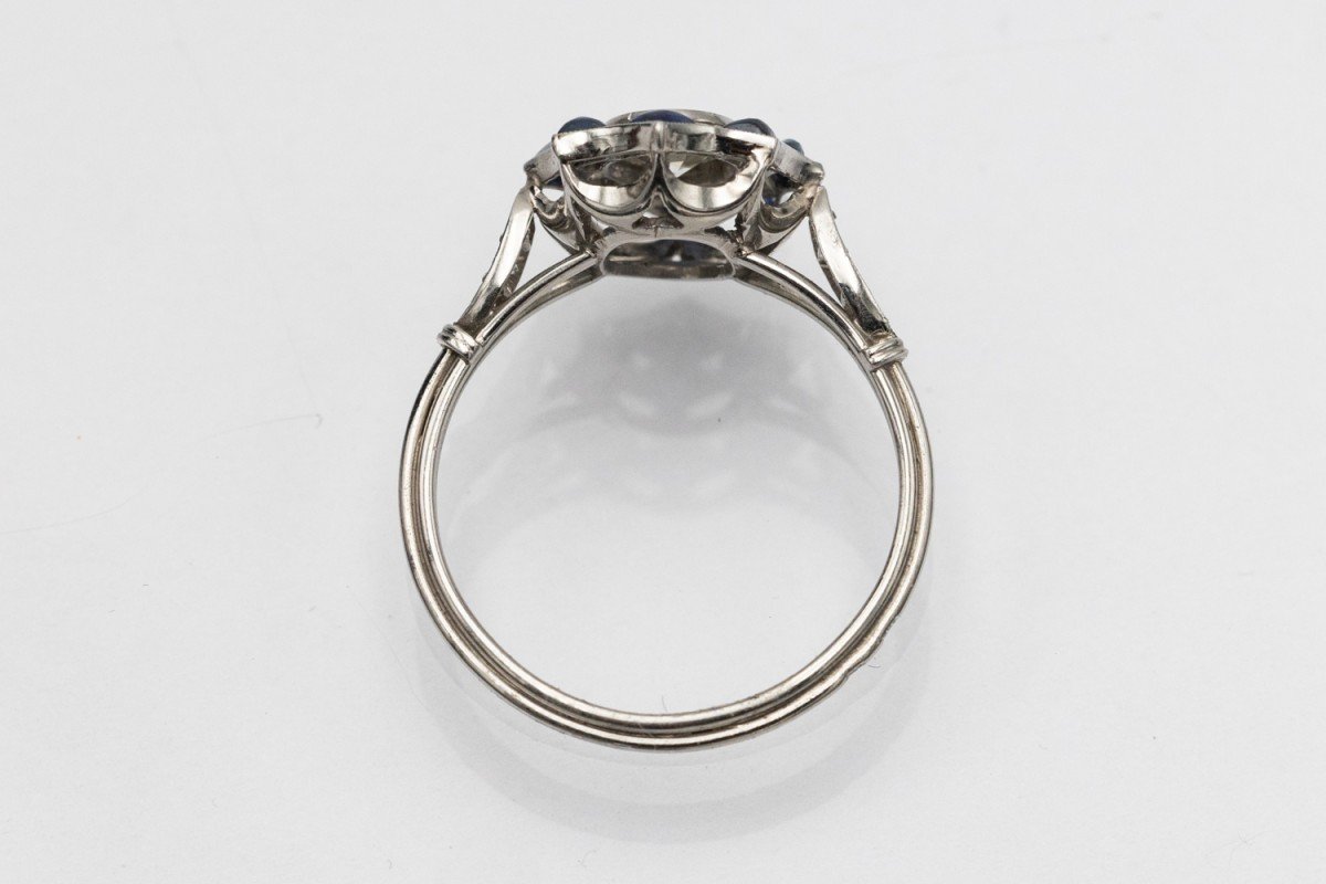 Old Platinum Ring With Diamonds And Sapphires, First Half Of The 20th Century.-photo-2