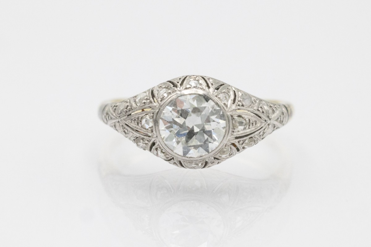 Bague Art Déco Avec Un Diamant Taille Ancienne, Environ 1,00 Ct, 1920/1930s