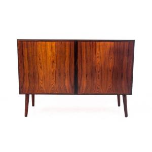 Rosewood Chest Of Drawers, Designed By Gunni Omann, Denmark, 1960s. After Renovation.