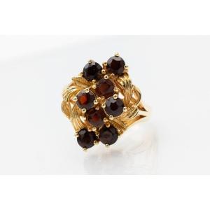 Elegant Vintage Gold Plated Ring With Garnets