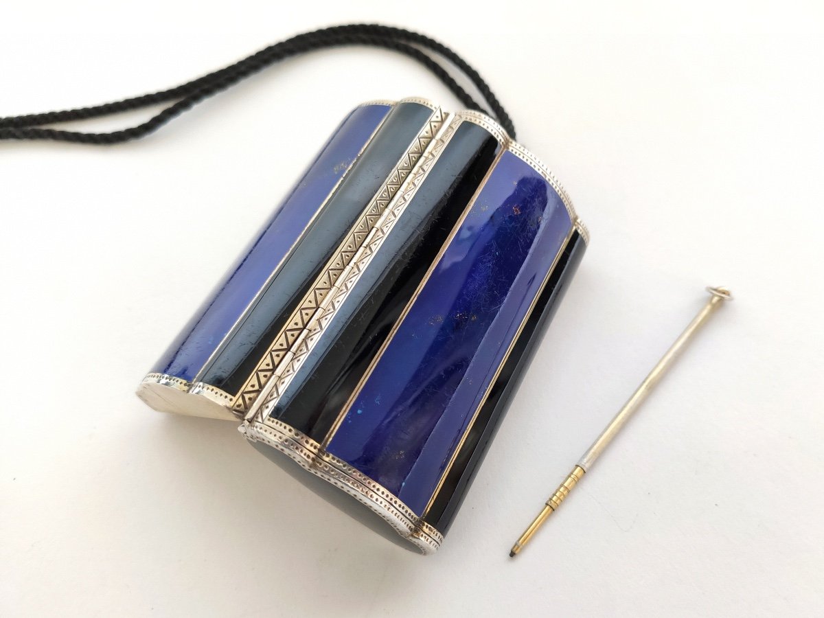 Superb Minaudière Or Necessary Art Deco Evening In Silver Vermeil And Lapis Lazuli Enamel Twentieth-photo-1