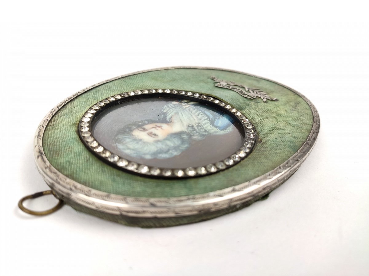 Superb Miniature Of A Fashionable Woman From The 18th Century, Frame In Shagreen, Stone & Silver. 19th Century-photo-2