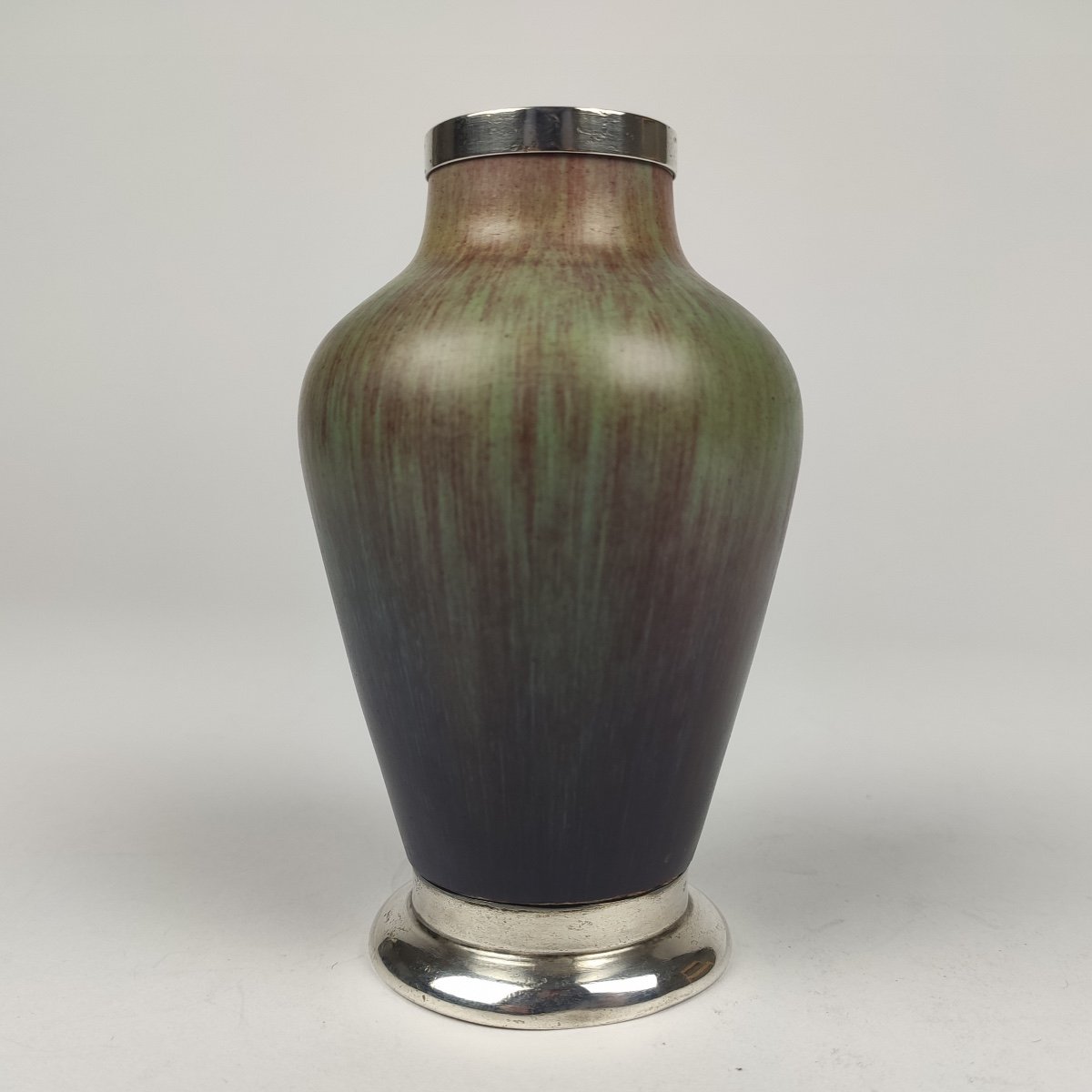 Eugène Baudin: Superb Small Vase In Green And Purple Enameled Stoneware, Mounted In Silver. -photo-1