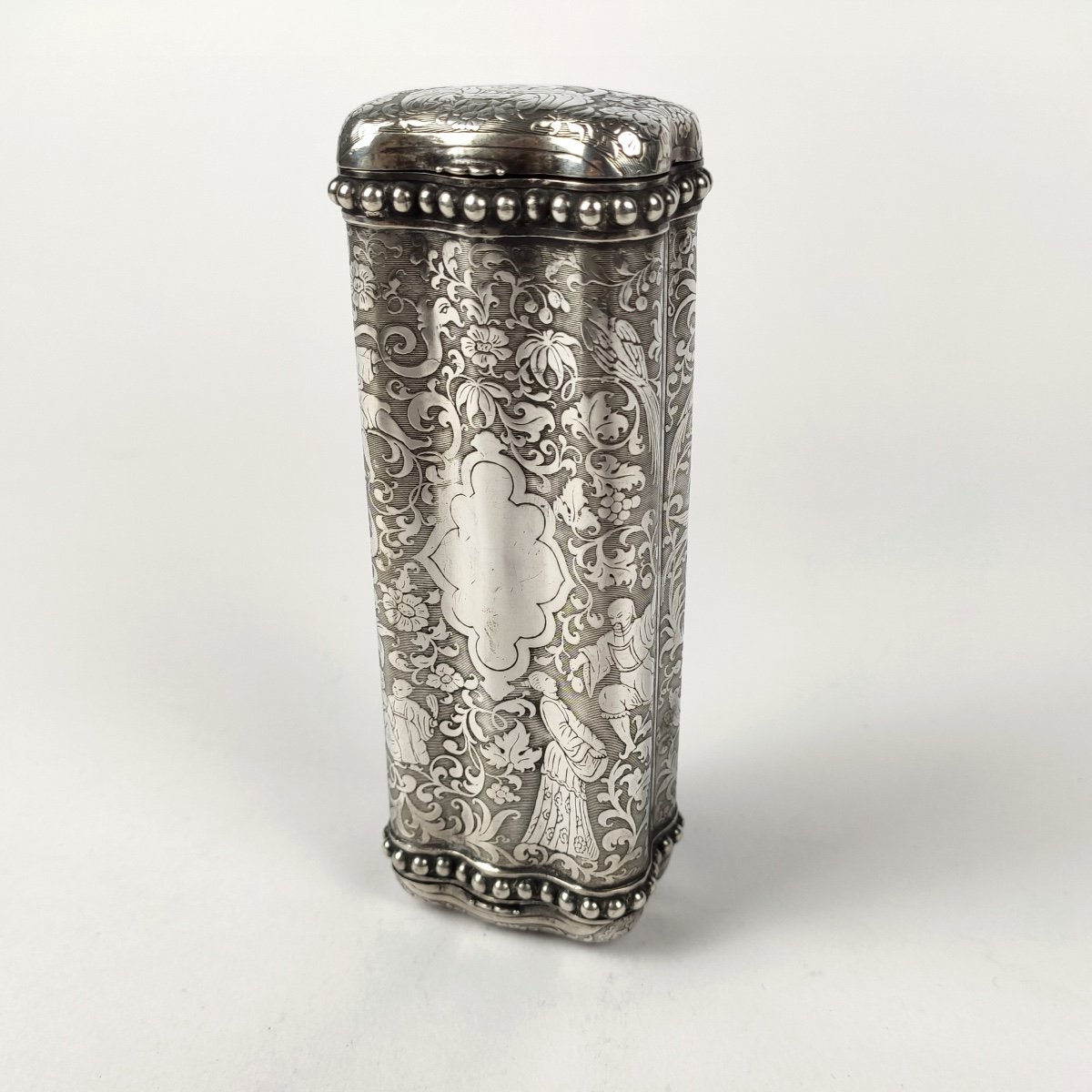 Exceptional Solid Silver Cigar And Pyrogen Case, Chinese Decor. Two Compartments-photo-2