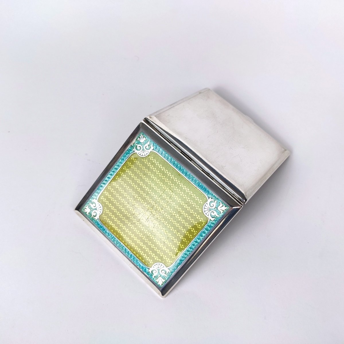 Austria: Superb Cigarette Case In Solid Silver Guilloché And Enameled Art Déjà, 20th Century.-photo-7