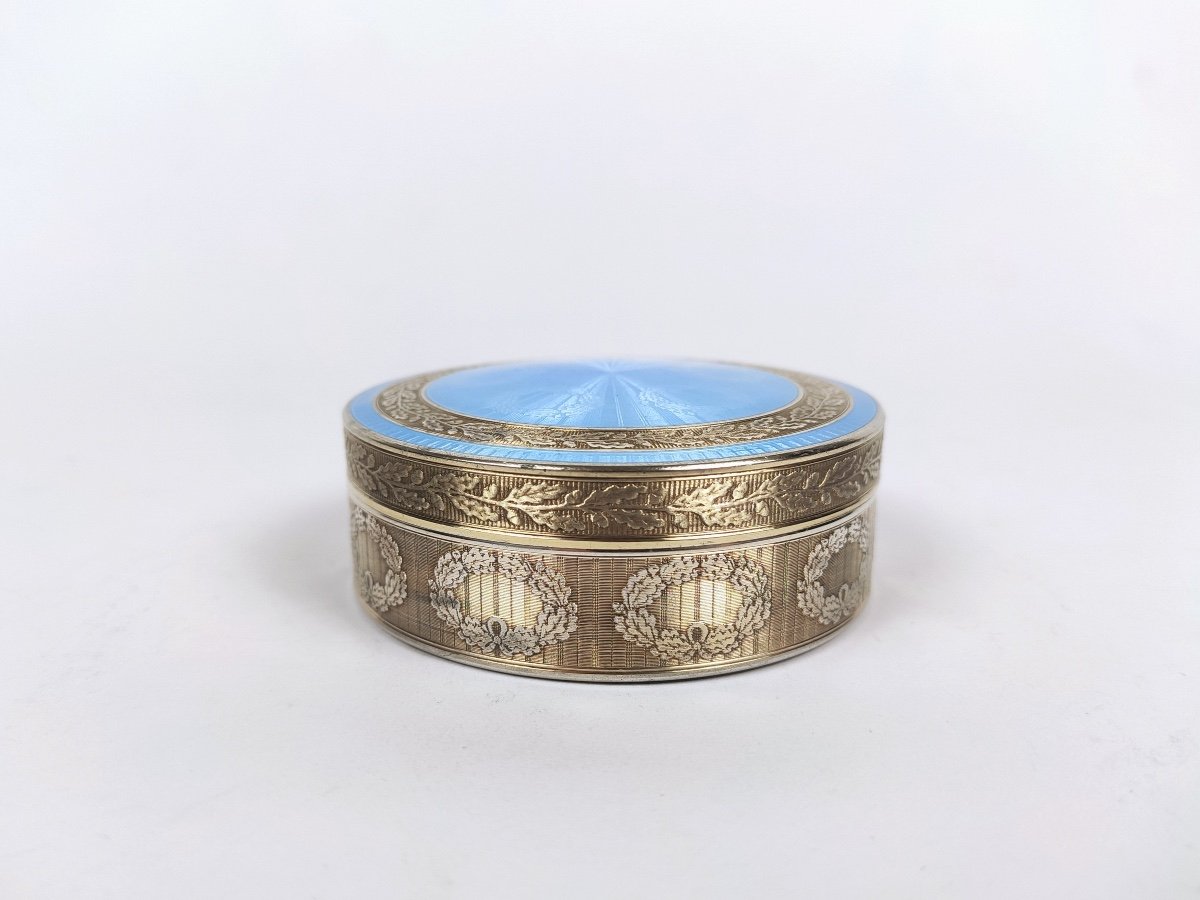 Beautiful And Large Box In Silver And Enamelled Vermeil And Guilloche In The Empire Style. -photo-1