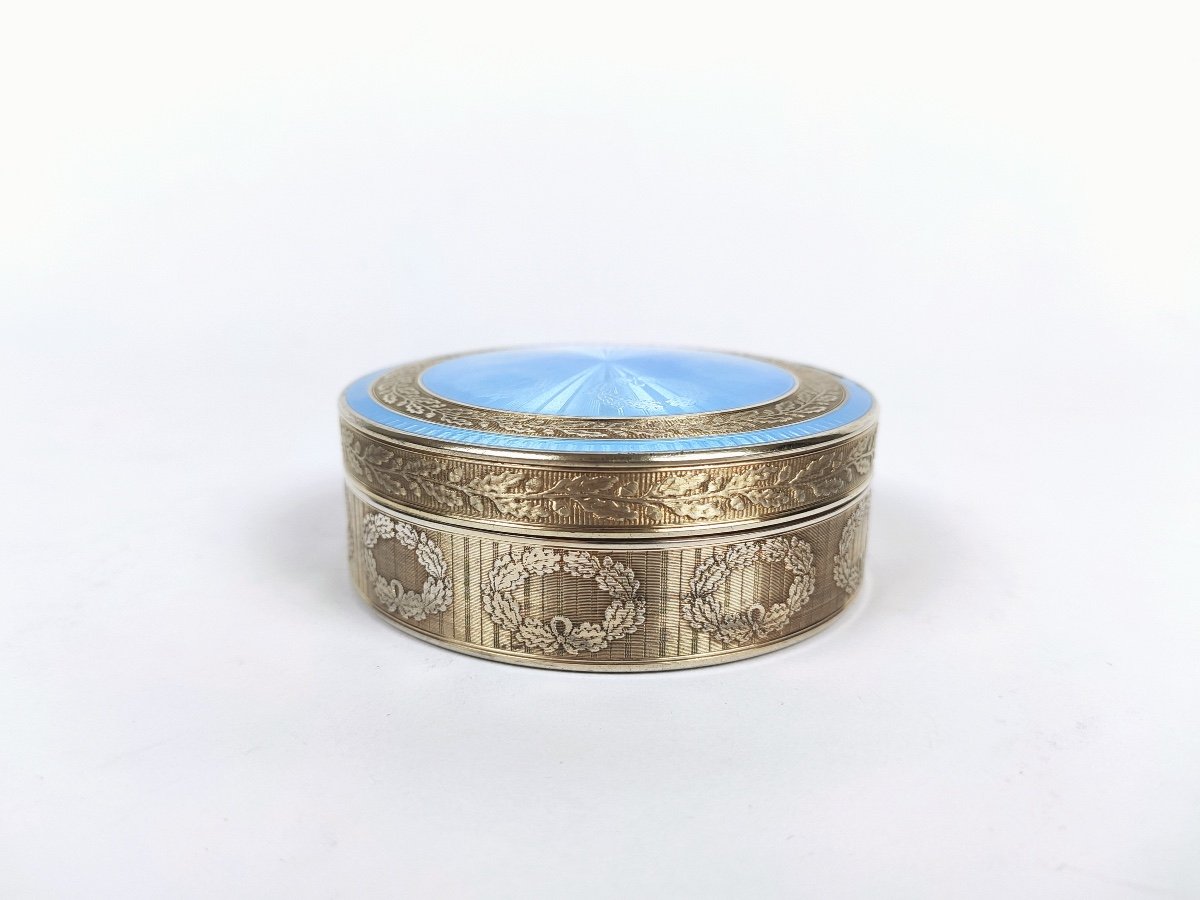 Beautiful And Large Box In Silver And Enamelled Vermeil And Guilloche In The Empire Style. -photo-2