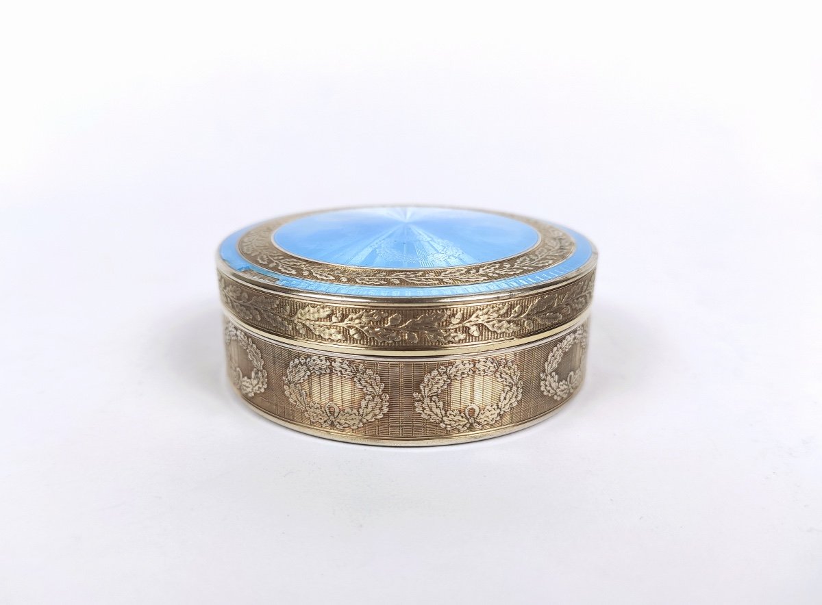 Beautiful And Large Box In Silver And Enamelled Vermeil And Guilloche In The Empire Style. -photo-3