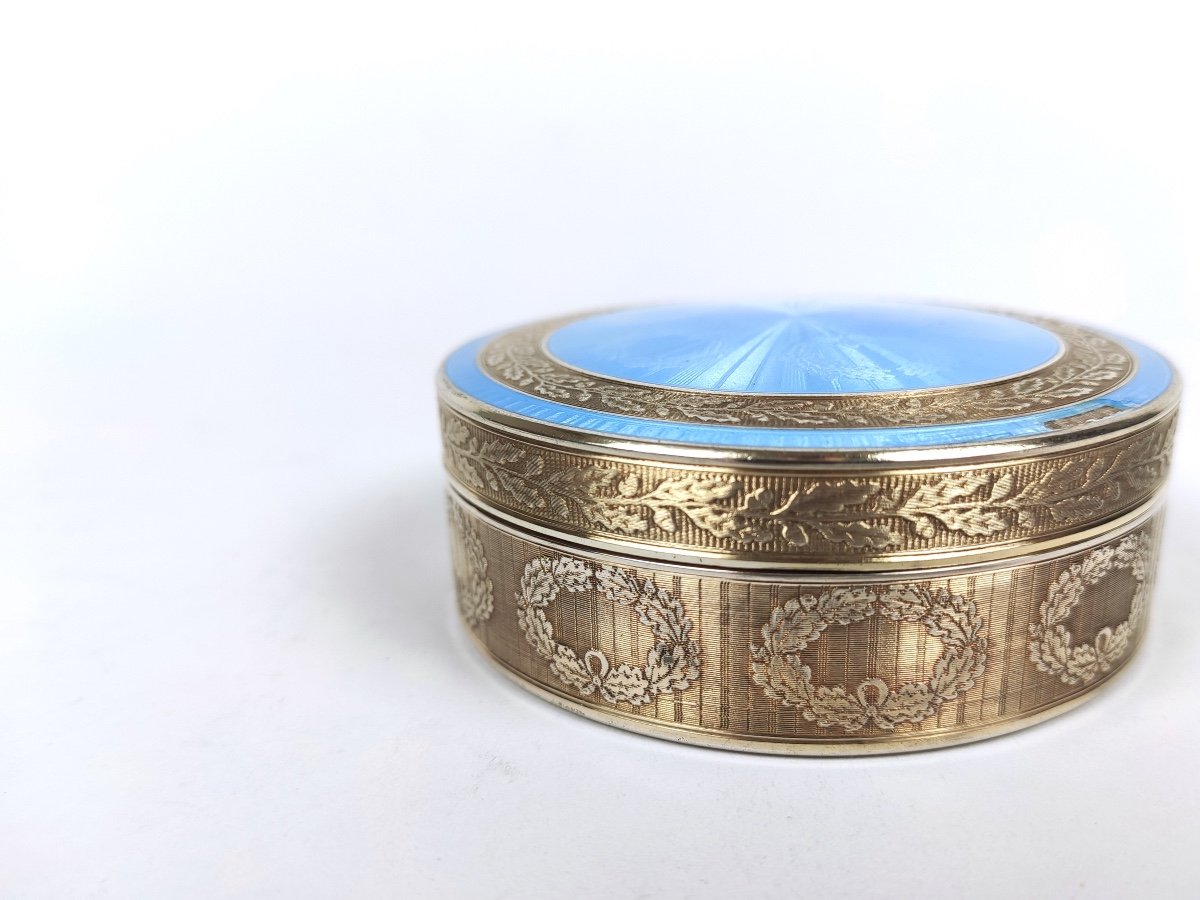 Beautiful And Large Box In Silver And Enamelled Vermeil And Guilloche In The Empire Style. -photo-6