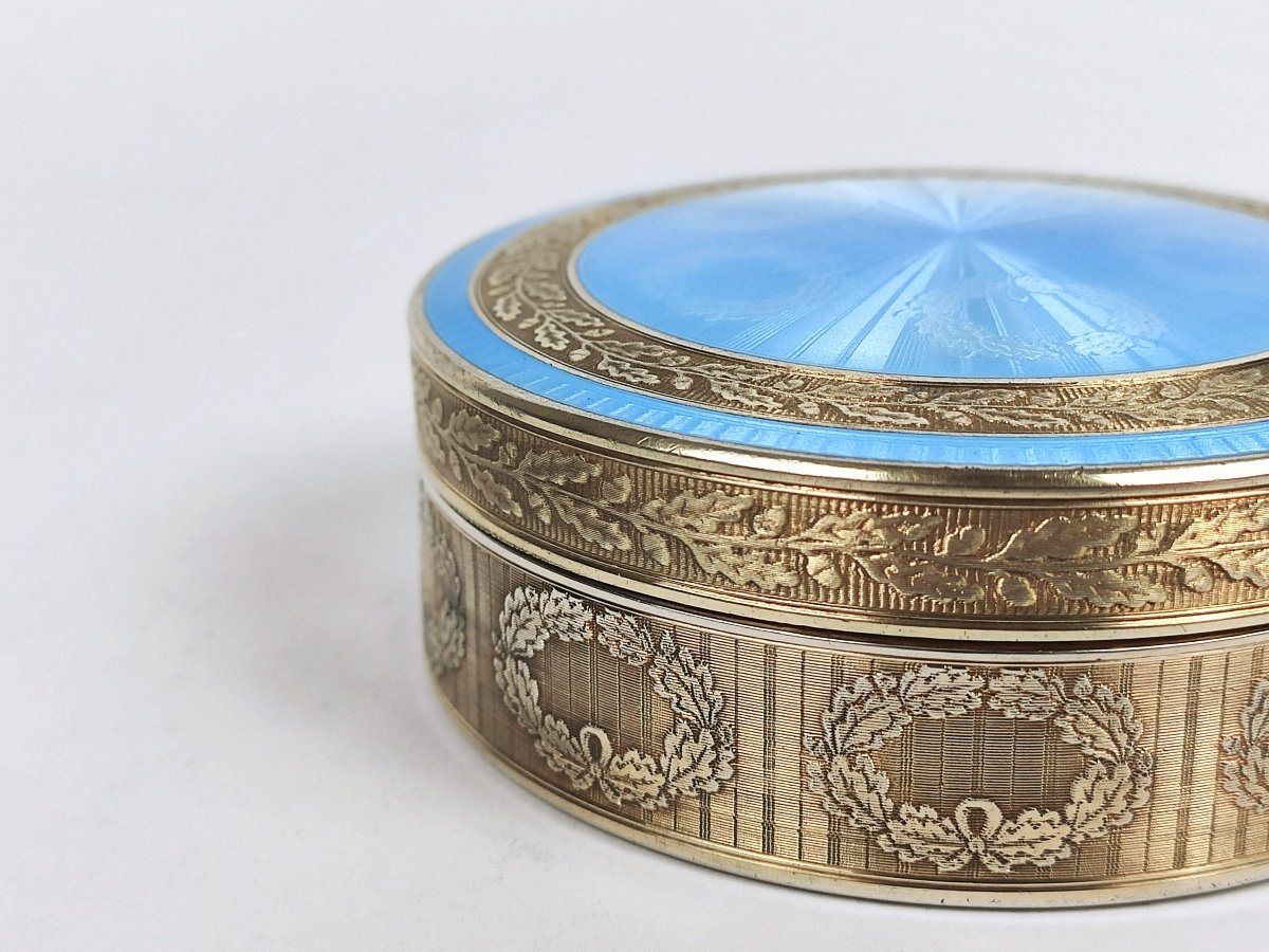 Beautiful And Large Box In Silver And Enamelled Vermeil And Guilloche In The Empire Style. -photo-7