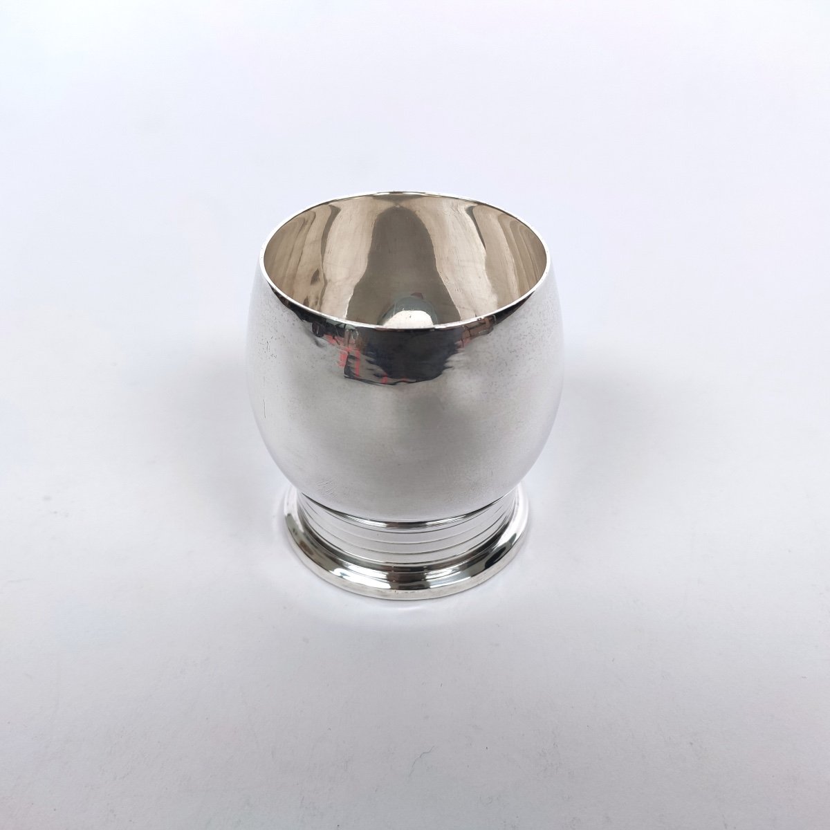 Tadpole: Round “champagne” Or Cognac Cup In Solid Silver. Art Deco Early 20th Century