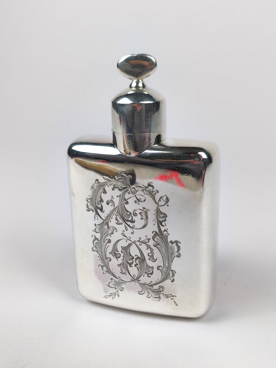  Interesting And Heavy Alcohol Flask Or Bottle With System In Silver And Vermeil. France-photo-6