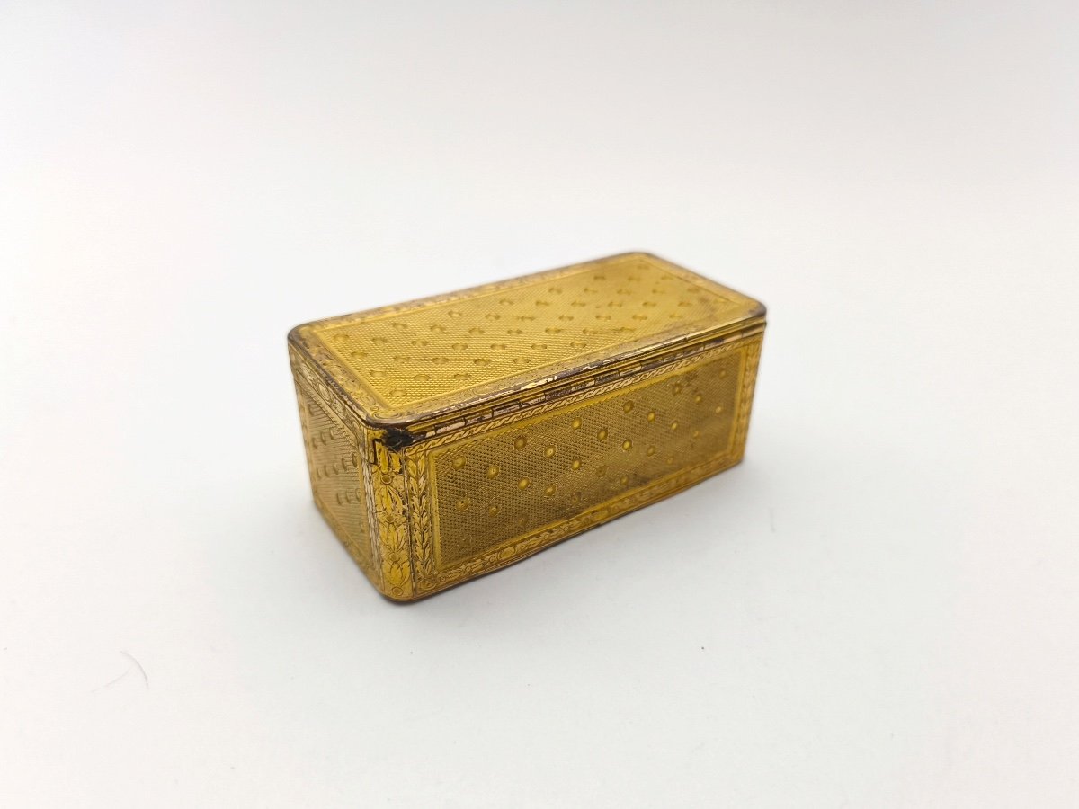 Very Interesting Snuff Box In Pomponne Guilloché, Triple Compartment. End Of The 18th Century.-photo-3