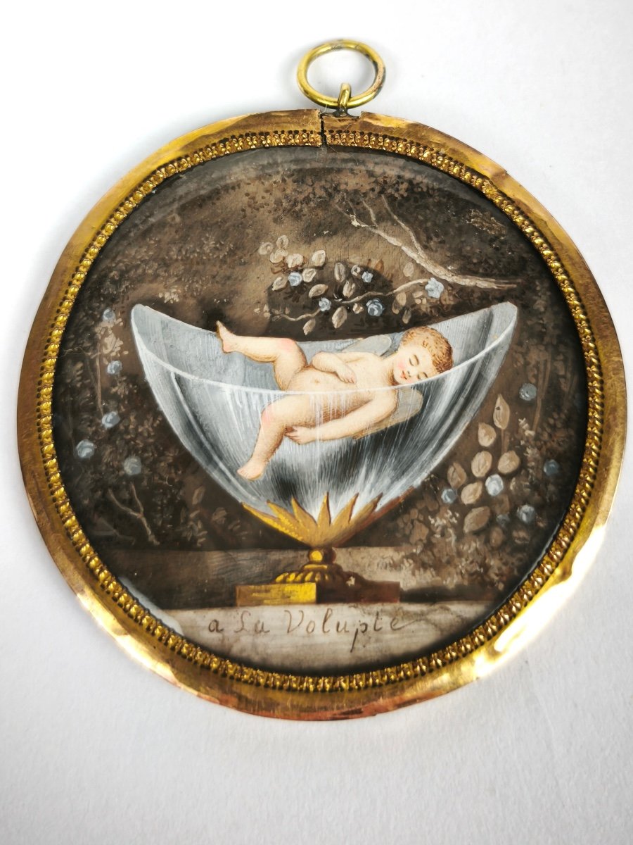  A La Volupté: Romantic Allegorical Miniature Of A Putto Sleeping In A Cup. Gold And Metal-photo-4