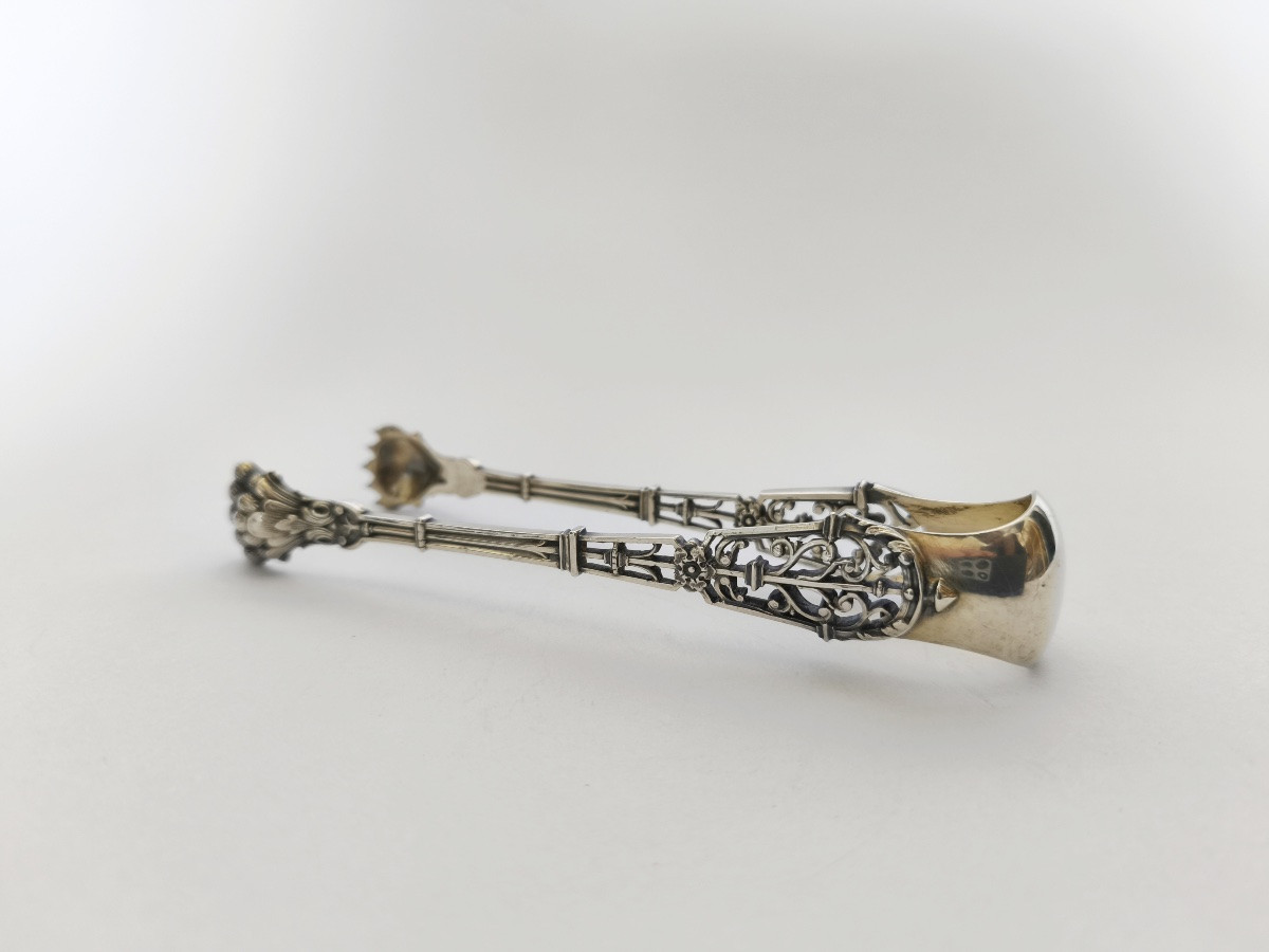 Puiforcat: Neo-gothic Sugar Tongs In Openwork Solid Silver, Ironwork Model, Late 19th Century. -photo-3