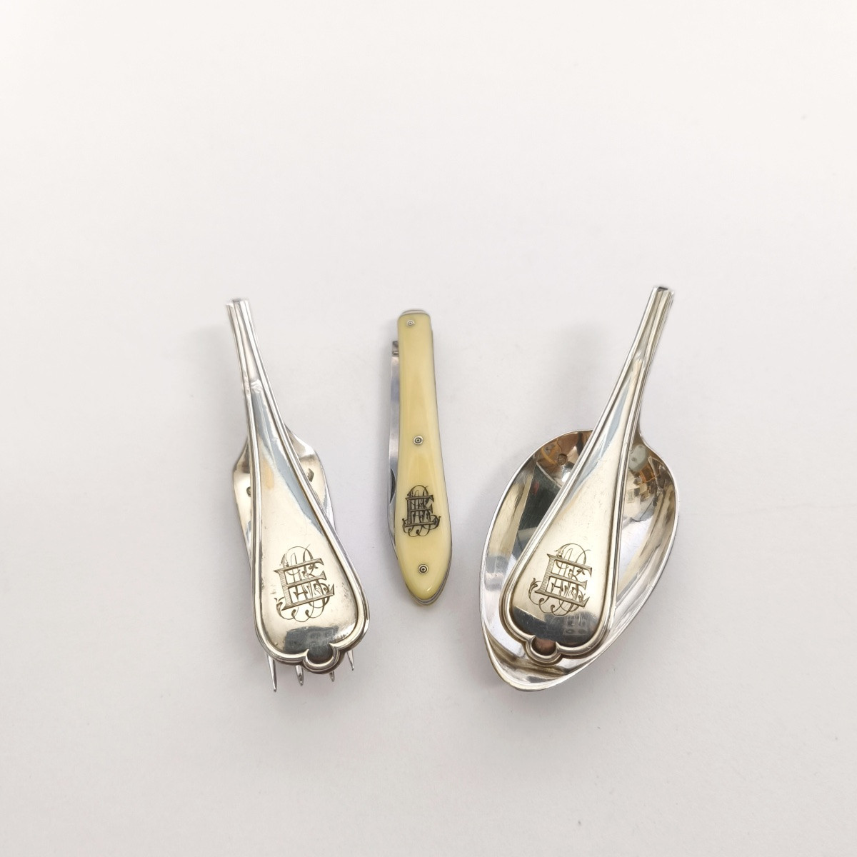 Tallois (?): Solid Silver Folding Travel Cutlery And Its Two-blade Knife / Penknife. -photo-2