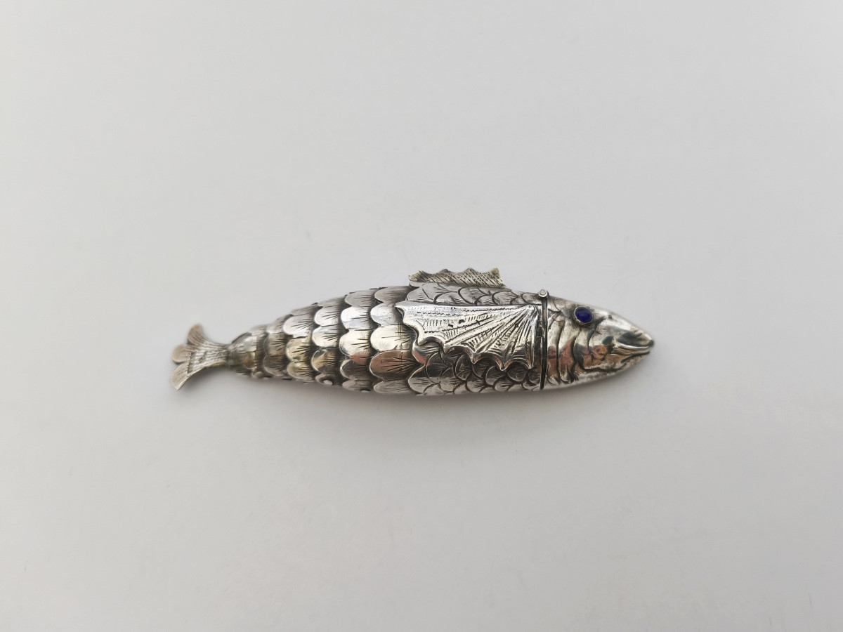 Judaica : Boite à épices Bessamim En Argent Massif En Forme De Poisson Articulé.-photo-2