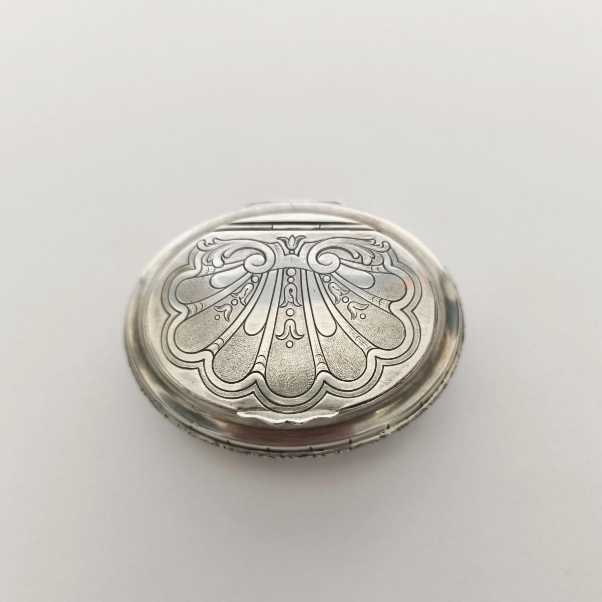 Cardeilhac: Two-compartment Snuff Box In Sterling Silver & Gilt. Art Deco - Louis XV-photo-1