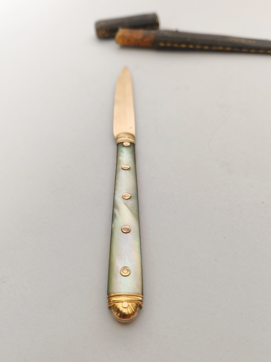 Straight Knife In Mother-of-pearl And Solid Gold From The 18th And 19th Centuries. 18th Century-photo-3