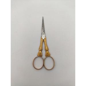 Pair Of Embroidery Or Sewing Scissors In Gold And Steel, Early 19th Empire Period. 