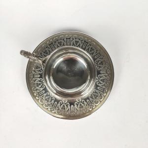  Doutre - Roussel : Superbe Et Lourde Tasse En Argent Massif Guilloché Néogothique. Fin Du XIXe